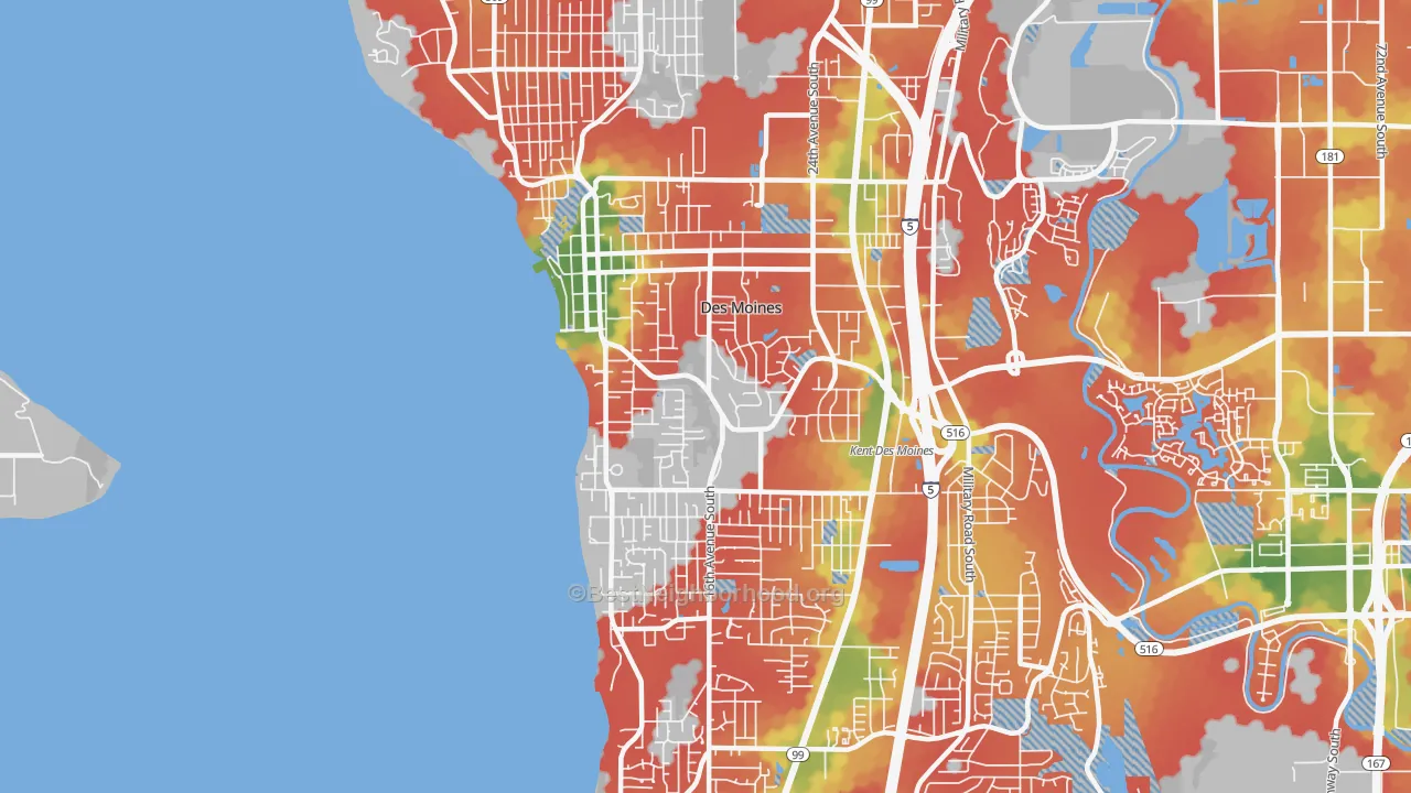 Walk Grade map of Des Moines, WA, walkable areas in green and car-dependent areas in red