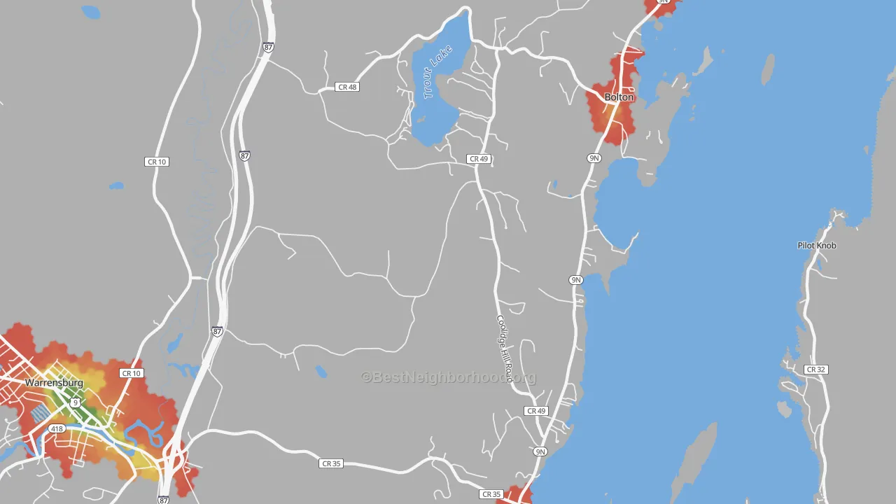 Walk Grade map of Diamond Point, NY, walkable areas in green and car-dependent areas in red
