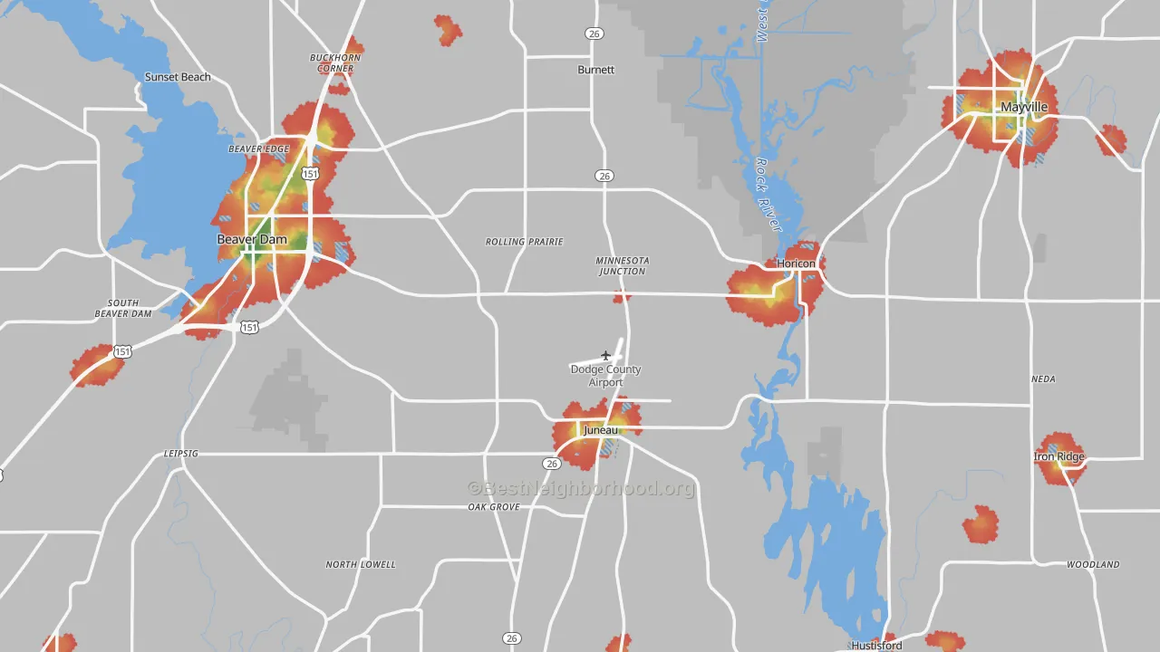 Walk Grade map of Dodge County, WI, walkable areas in green and car-dependent areas in red