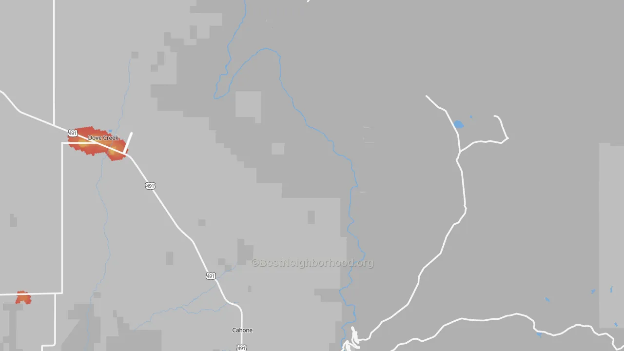 Walk Grade map of Dolores County, CO, walkable areas in green and car-dependent areas in red