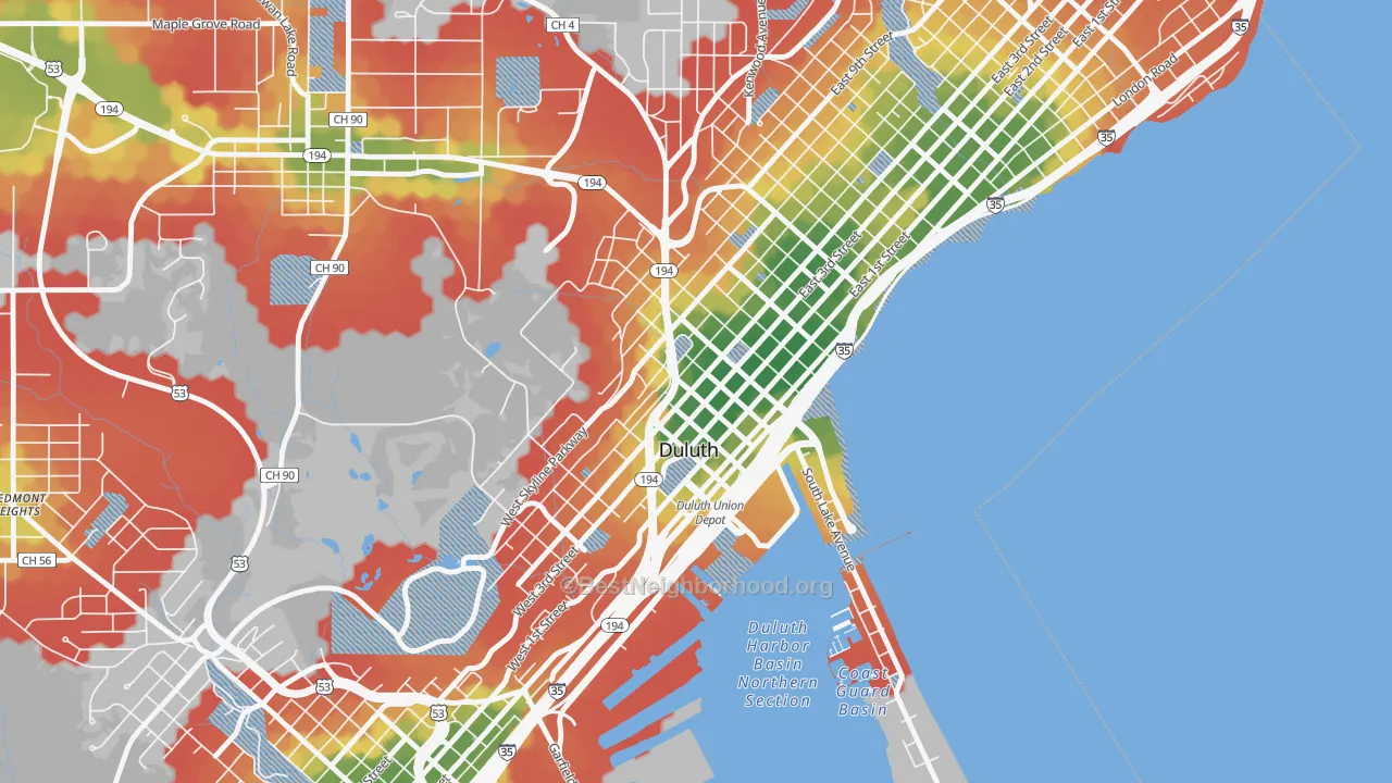 Walk Grade map of Downtown Duluth, Duluth, MN, walkable areas in green and car-dependent areas in red