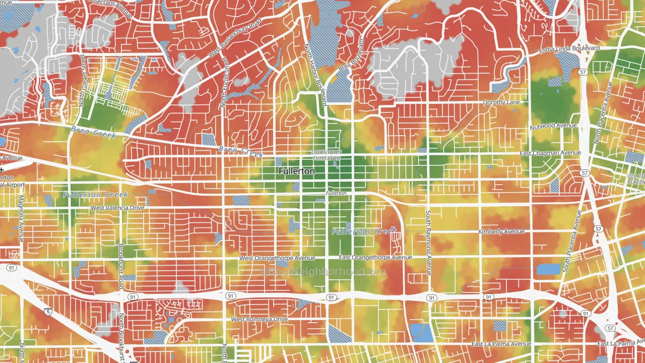 Walk Grade map of Downtown Fullerton, Fullerton, CA, walkable areas in green and car-dependent areas in red