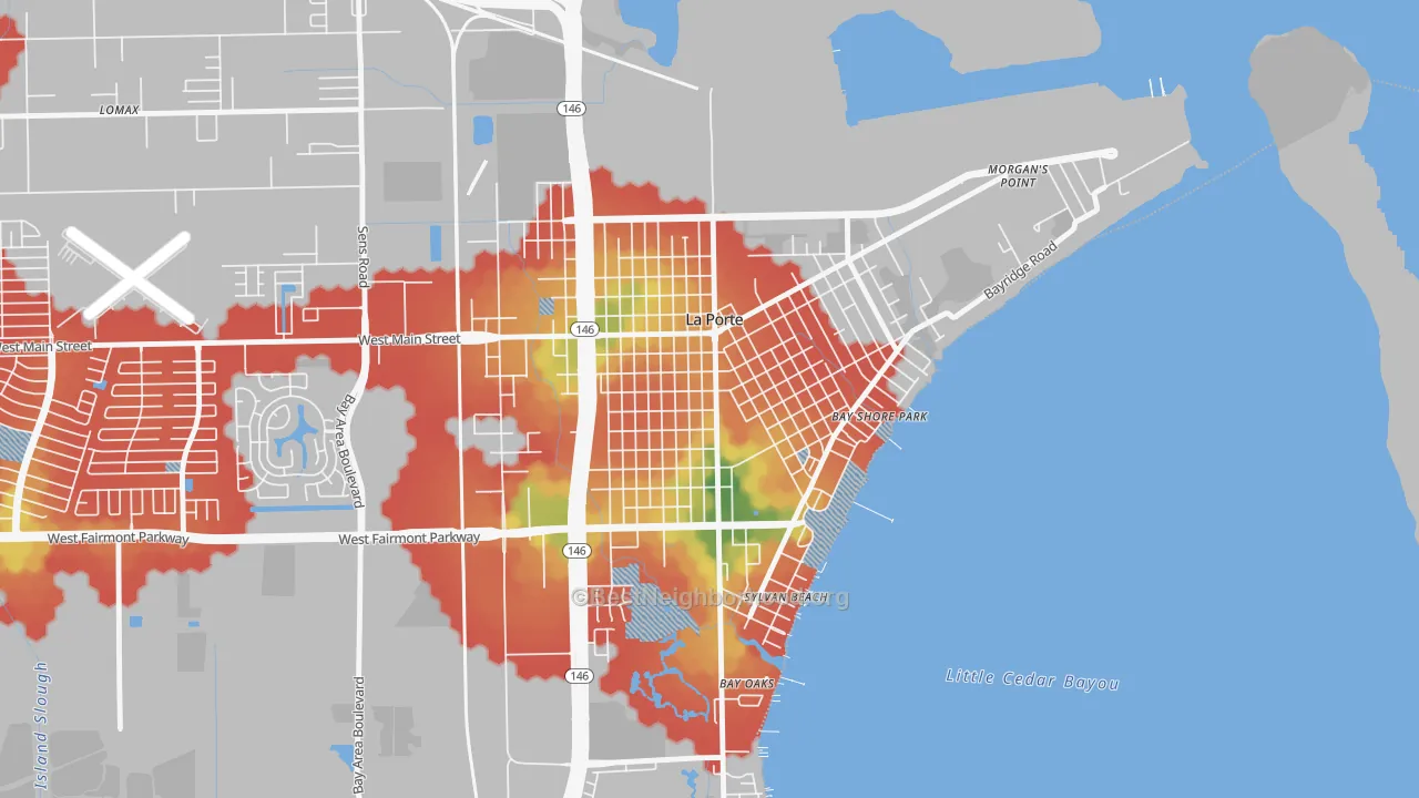 Walk Grade map of Downtown La Porte, La Porte, TX, walkable areas in green and car-dependent areas in red