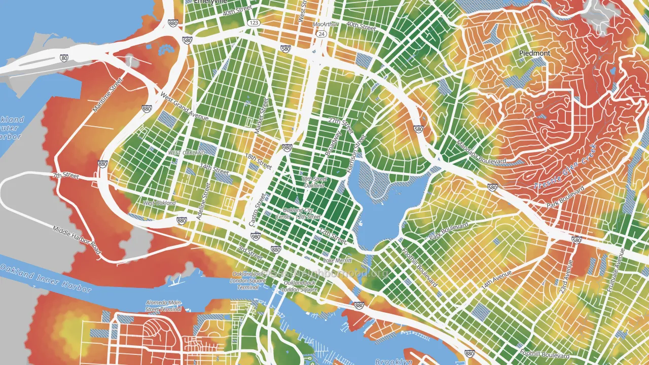 Walk Grade map of Downtown Oakland, Oakland, CA, walkable areas in green and car-dependent areas in red