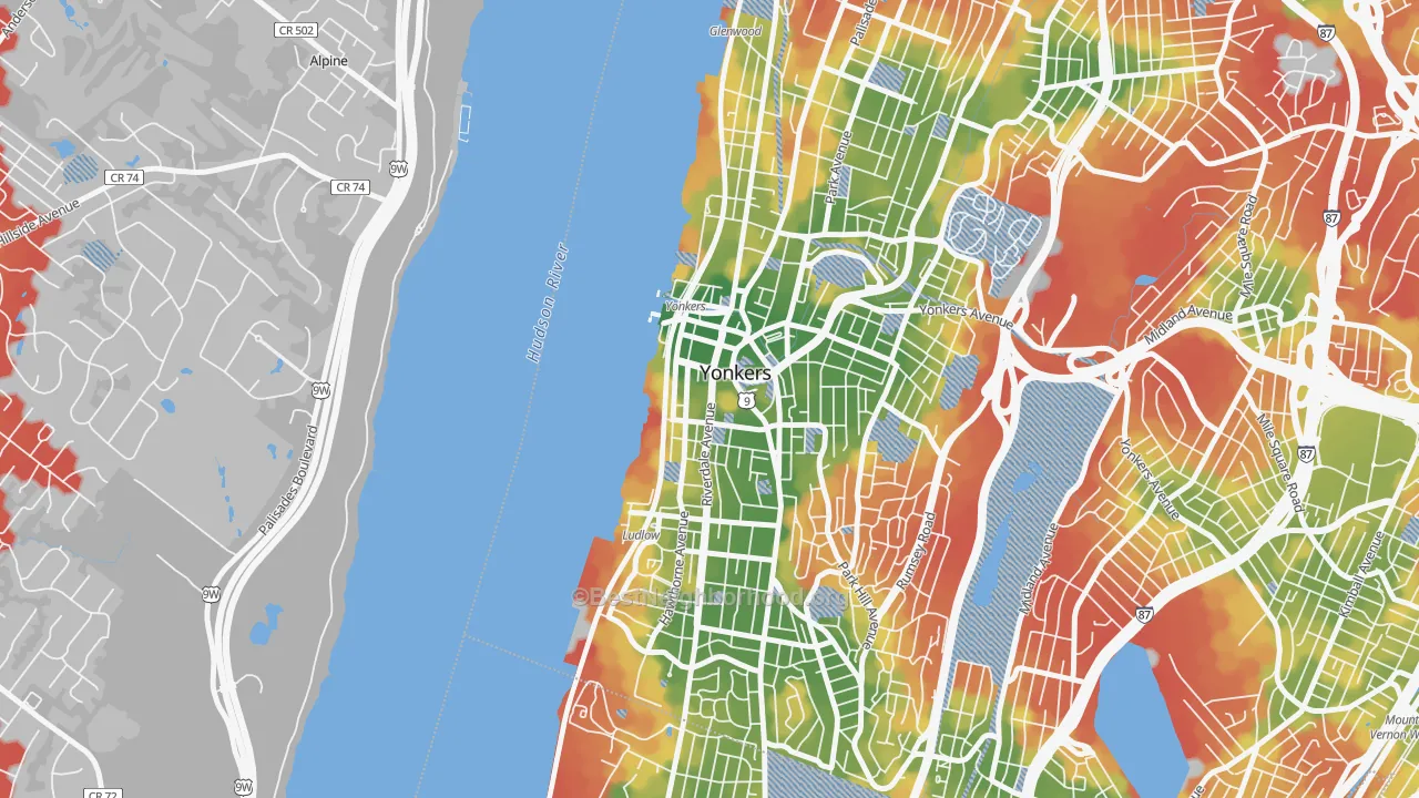 Walk Grade map of Downtown Yonkers, Yonkers, NY, walkable areas in green and car-dependent areas in red