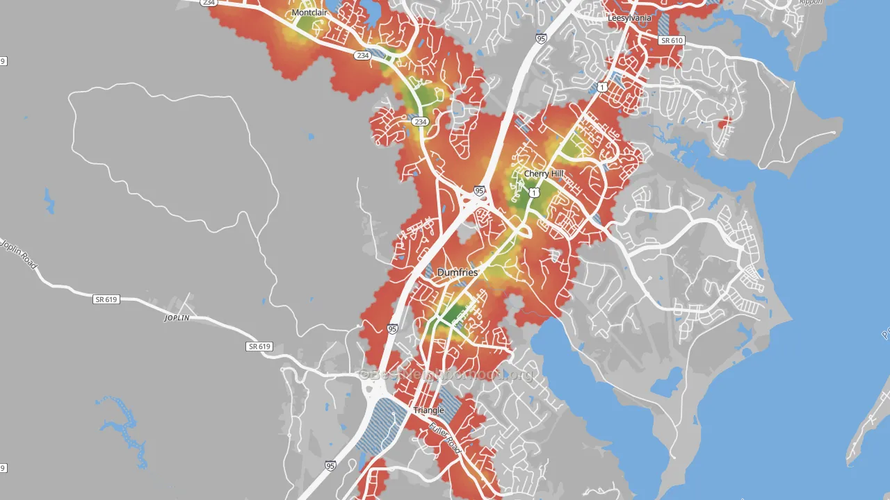 Walk Grade map of Dumfries, VA, walkable areas in green and car-dependent areas in red