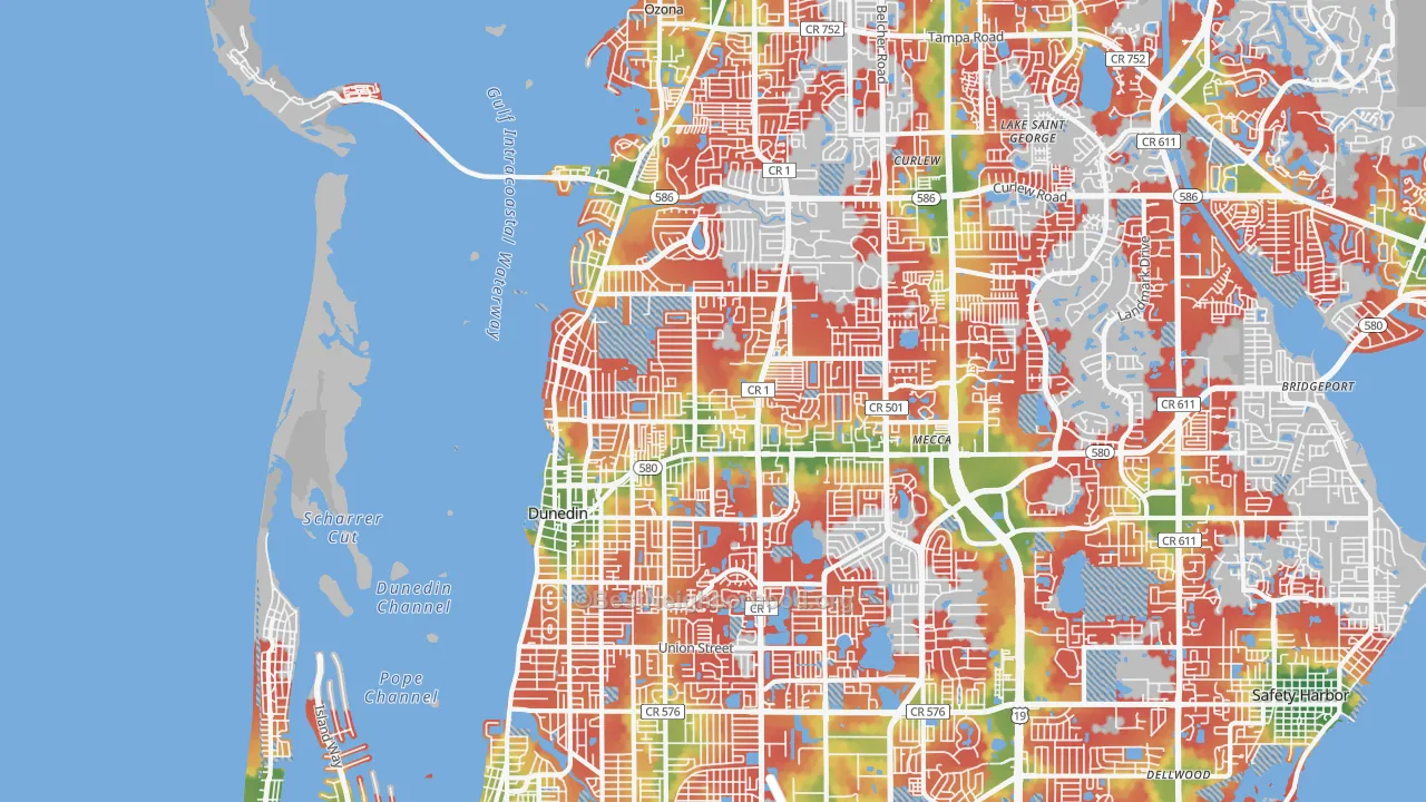 Walk Grade map of Dunedin, FL, walkable areas in green and car-dependent areas in red