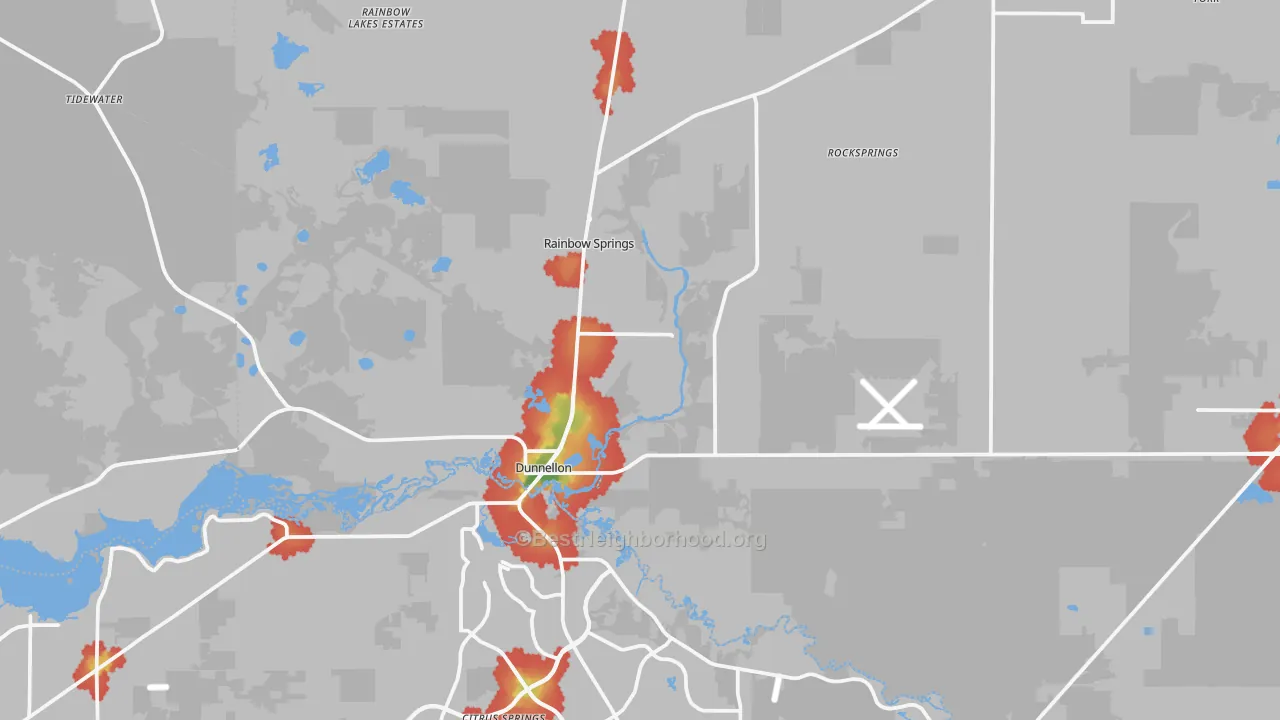 Walk Grade map of Dunnellon, FL, walkable areas in green and car-dependent areas in red