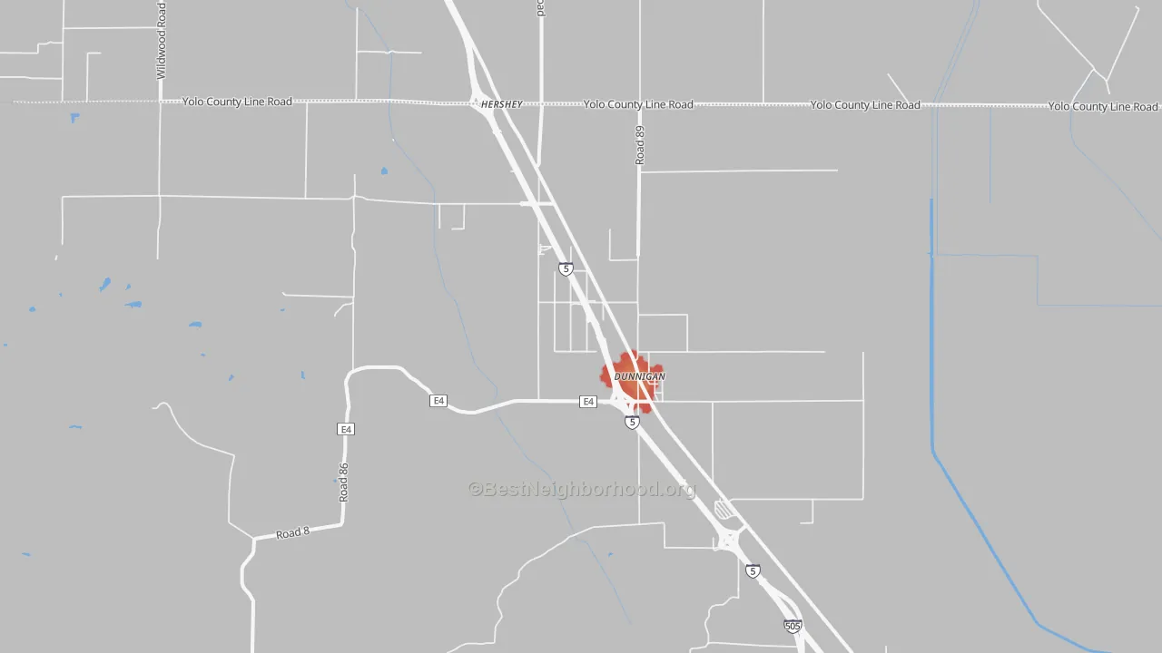 Walk Grade map of Dunnigan, CA, walkable areas in green and car-dependent areas in red