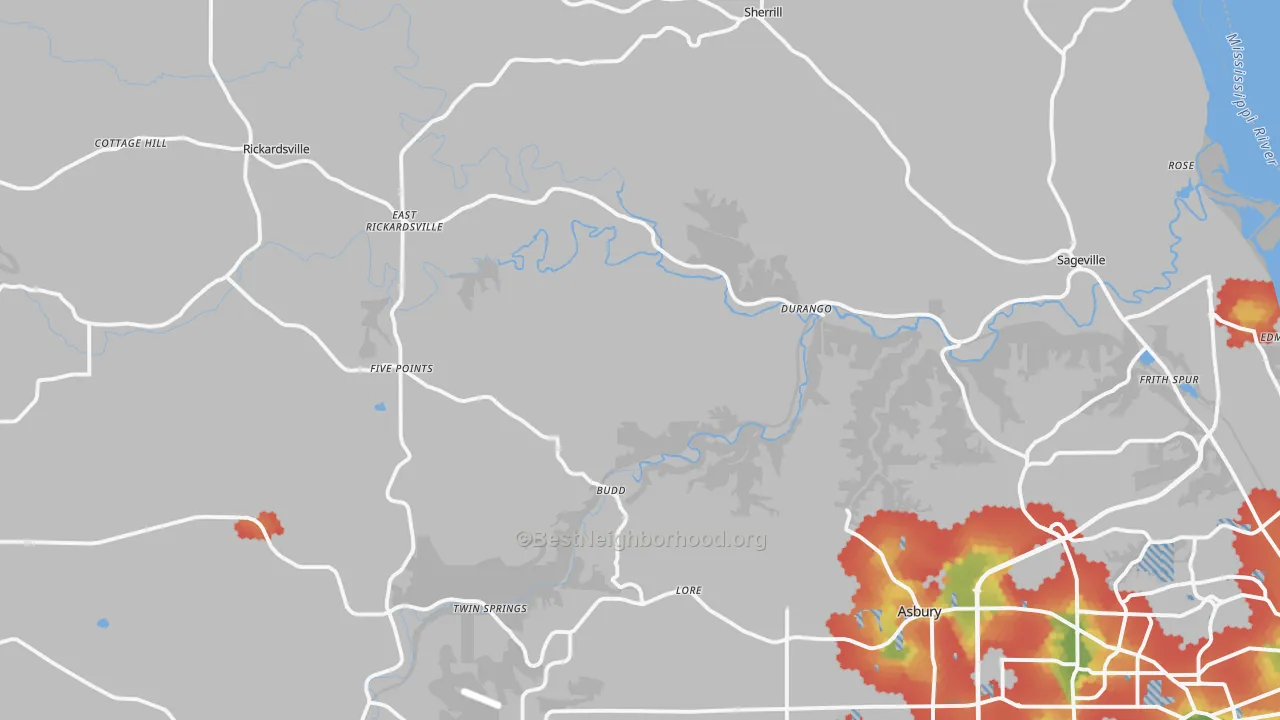 Walk Grade map of Durango, IA, walkable areas in green and car-dependent areas in red