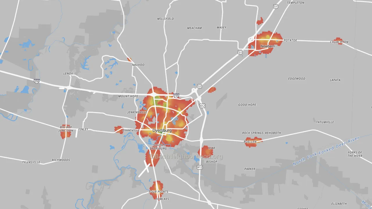 Walk Grade map of Dyer County, TN, walkable areas in green and car-dependent areas in red