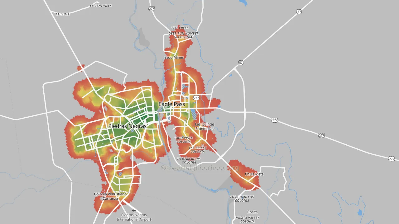 Walk Grade map of Eagle Pass, TX, walkable areas in green and car-dependent areas in red