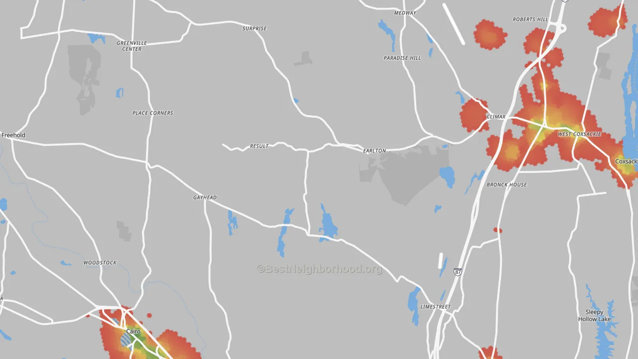 Walk Grade map of Earlton, NY, walkable areas in green and car-dependent areas in red