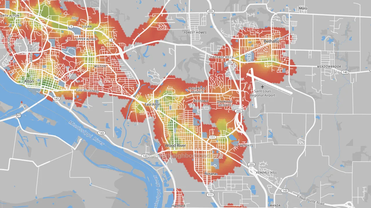 Walk Grade map of East Alton, IL, walkable areas in green and car-dependent areas in red