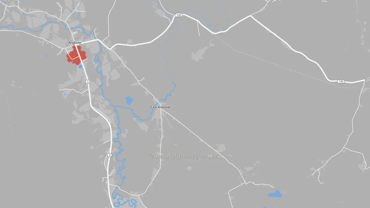 Walk Grade map of East Andover, ME, walkable areas in green and car-dependent areas in red