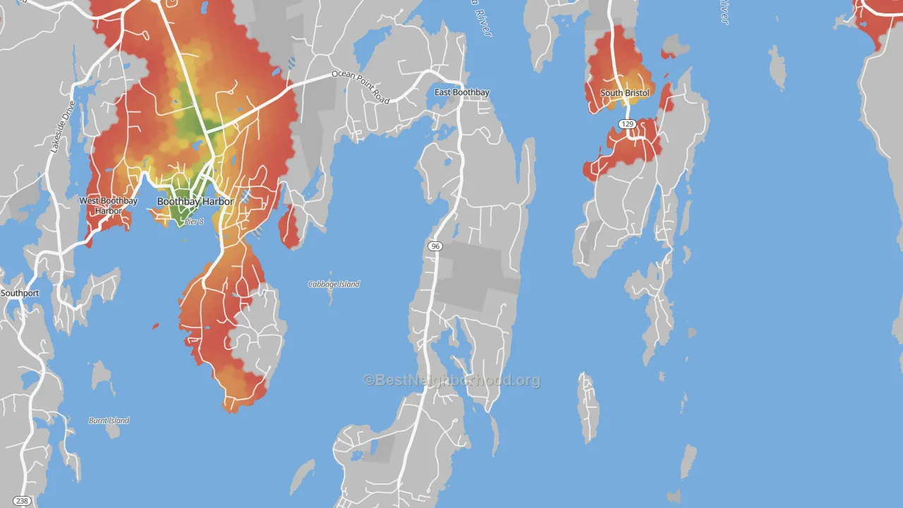 Walk Grade map of East Boothbay, ME, walkable areas in green and car-dependent areas in red