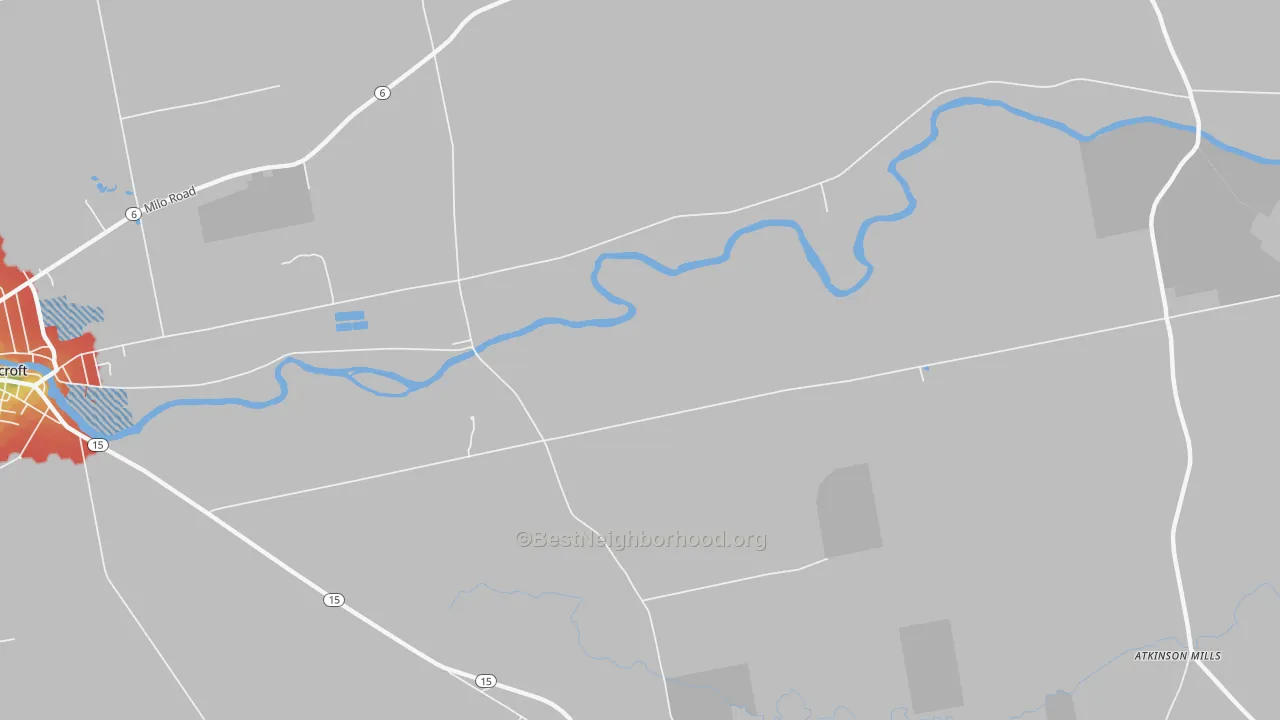 Walk Grade map of East Dover, ME, walkable areas in green and car-dependent areas in red