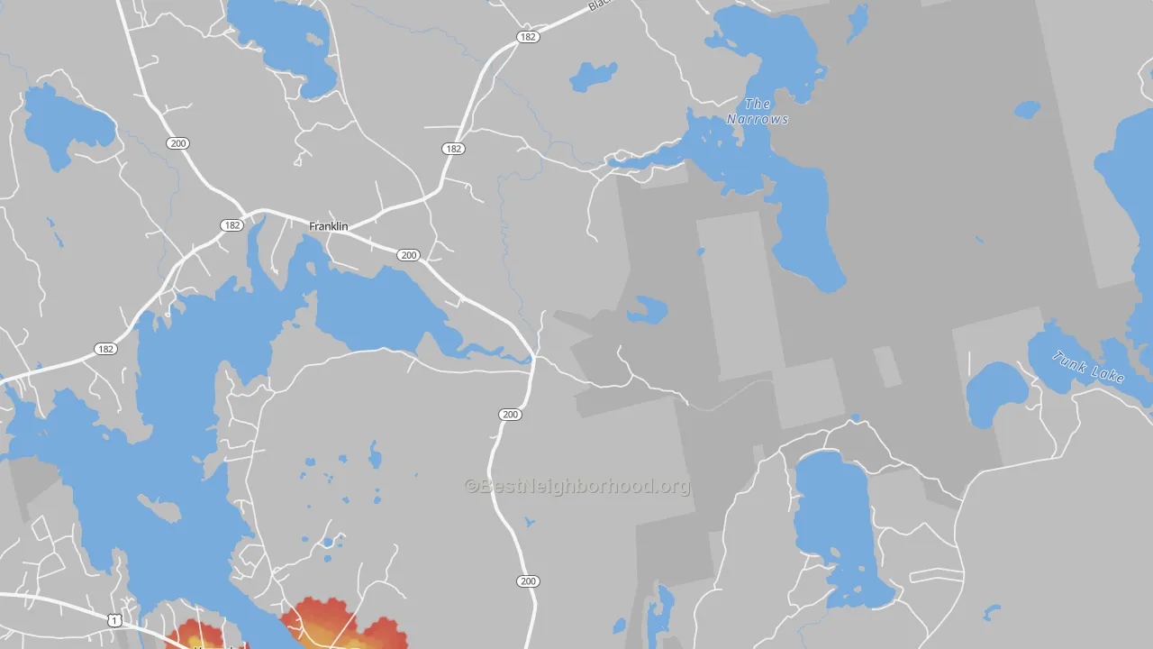 Walk Grade map of East Franklin, ME, walkable areas in green and car-dependent areas in red
