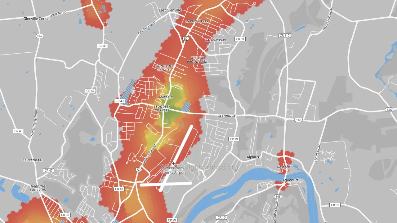 Walk Grade map of East Glenville, NY, walkable areas in green and car-dependent areas in red