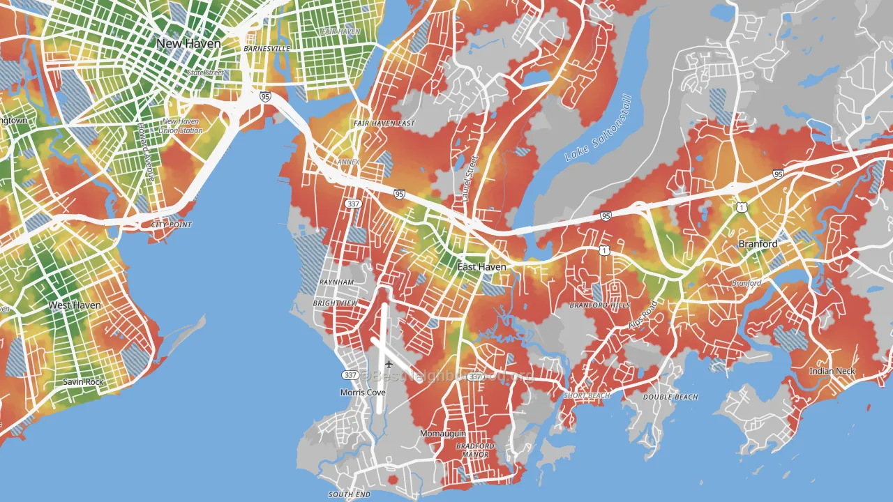Walk Grade map of East Haven, CT, walkable areas in green and car-dependent areas in red