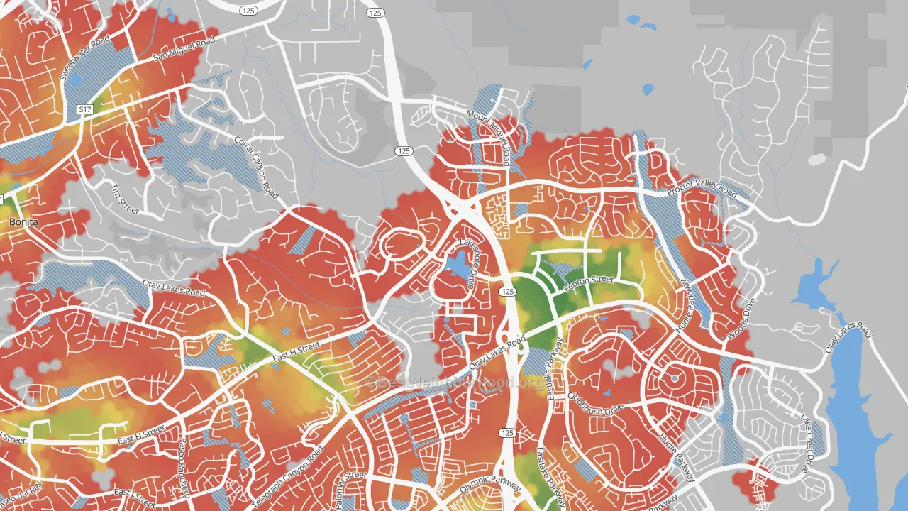 Walk Grade map of East Lake, Chula Vista, CA, walkable areas in green and car-dependent areas in red
