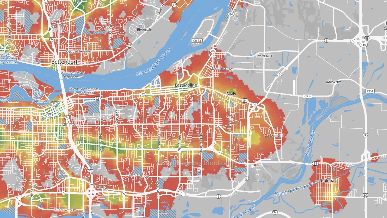 Walk Grade map of East Moline, IL, walkable areas in green and car-dependent areas in red