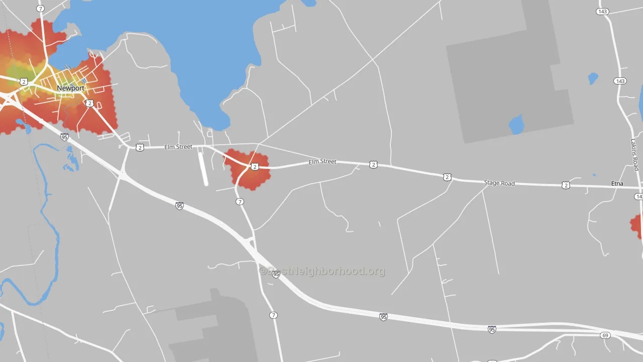 Walk Grade map of East Newport, ME, walkable areas in green and car-dependent areas in red