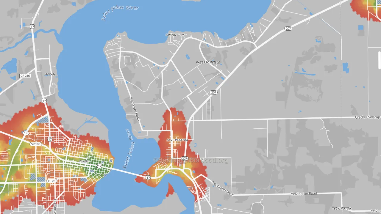 Walk Grade map of East Palatka, FL, walkable areas in green and car-dependent areas in red