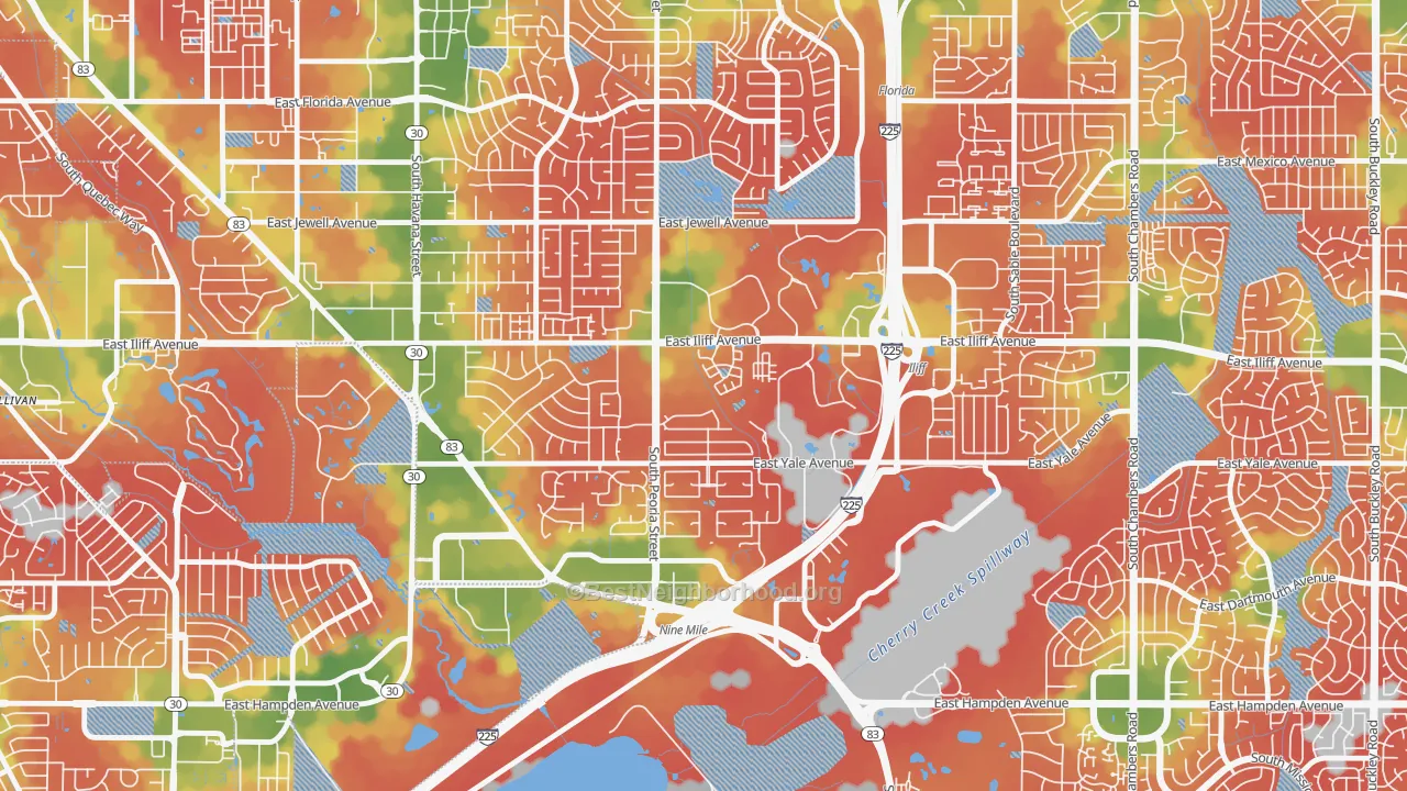 Walk Grade map of East Ridge-Ptarmigan Park, Aurora, CO, walkable areas in green and car-dependent areas in red