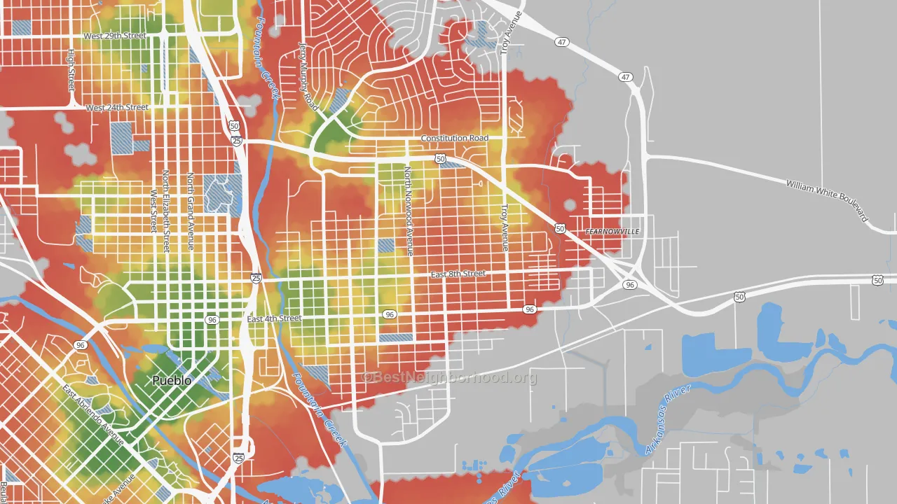 Walk Grade map of East Side, Pueblo, CO, walkable areas in green and car-dependent areas in red