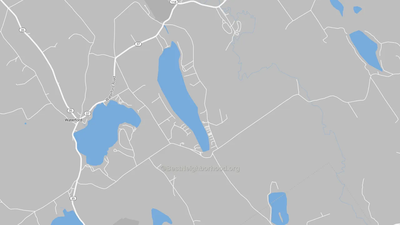 Walk Grade map of East Waterford, ME, walkable areas in green and car-dependent areas in red