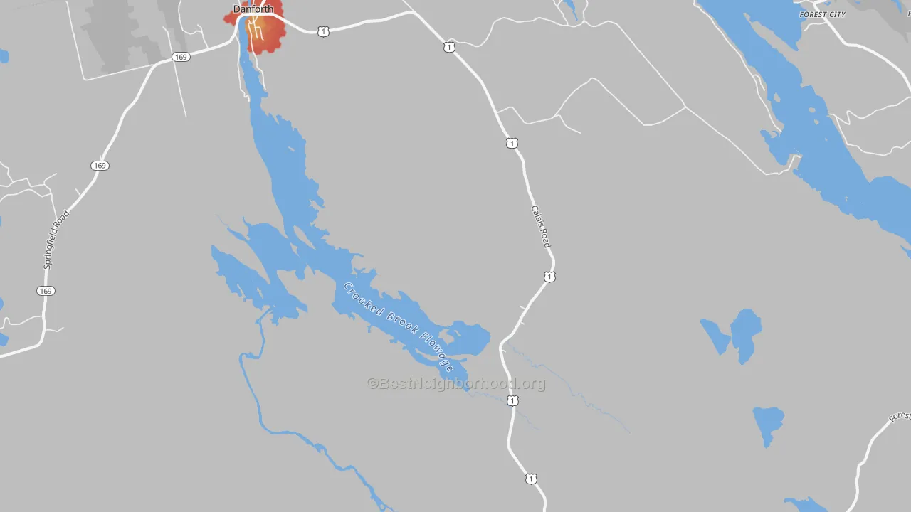 Walk Grade map of Eaton, ME, walkable areas in green and car-dependent areas in red