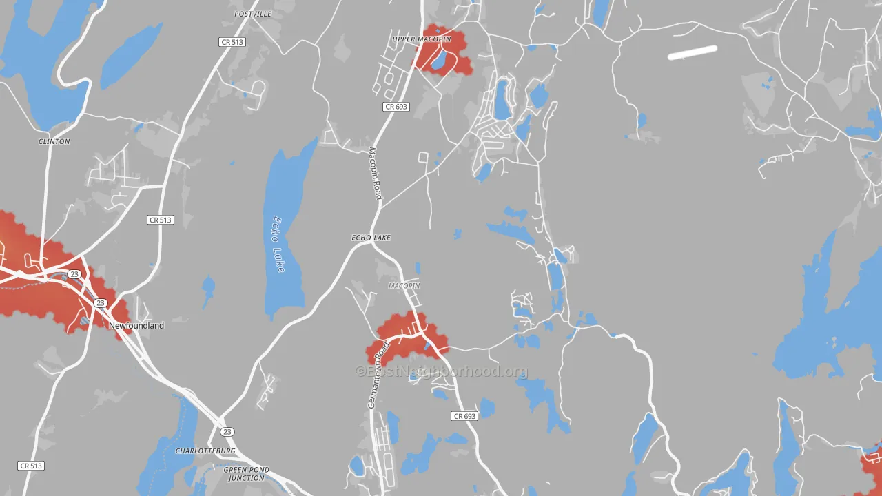 Walk Grade map of Echo Lake, NJ, walkable areas in green and car-dependent areas in red