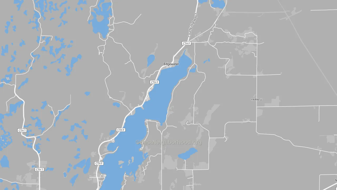 Walk Grade map of Edgewater, WI, walkable areas in green and car-dependent areas in red