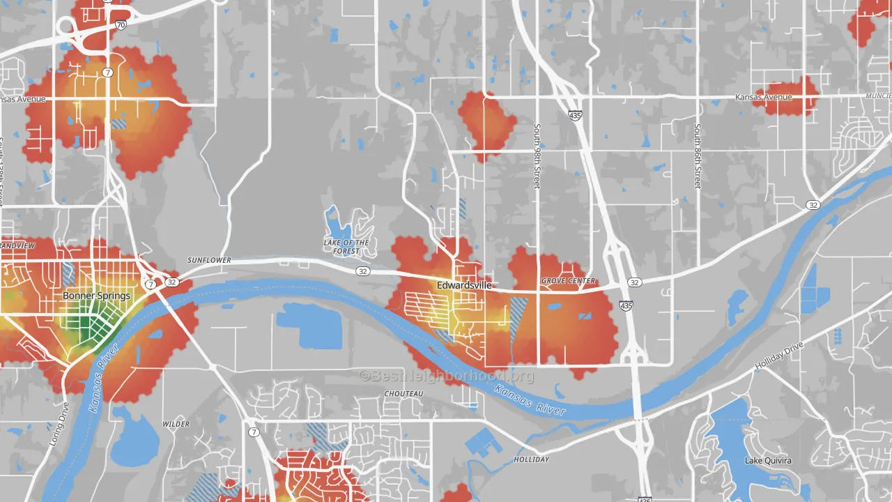 Walk Grade map of Edwardsville, KS, walkable areas in green and car-dependent areas in red