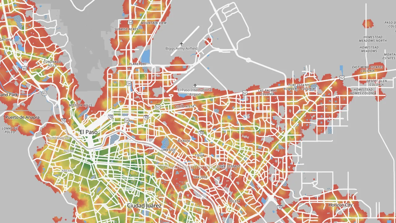 Walk Grade map of El Paso County, TX, walkable areas in green and car-dependent areas in red