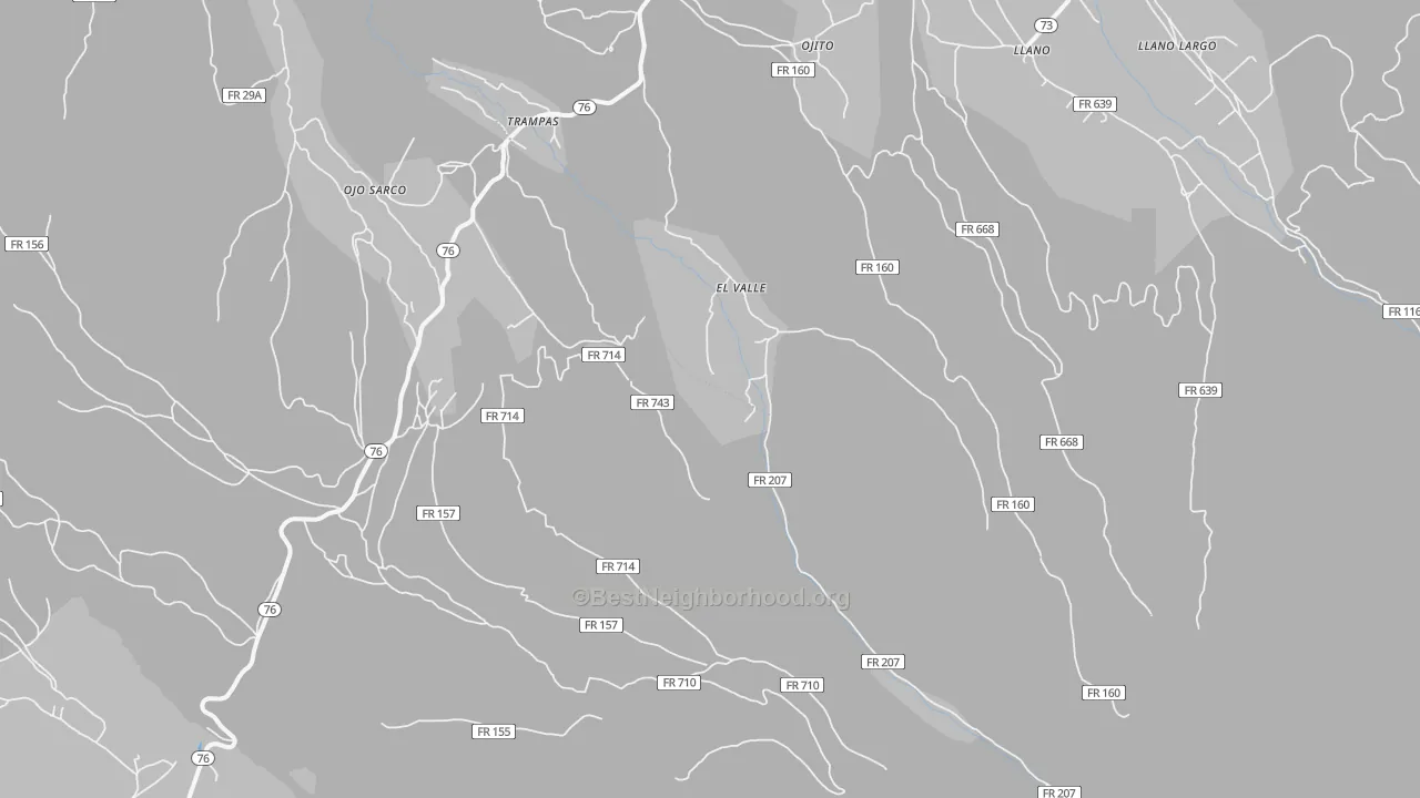 Walk Grade map of El Valle, NM, walkable areas in green and car-dependent areas in red