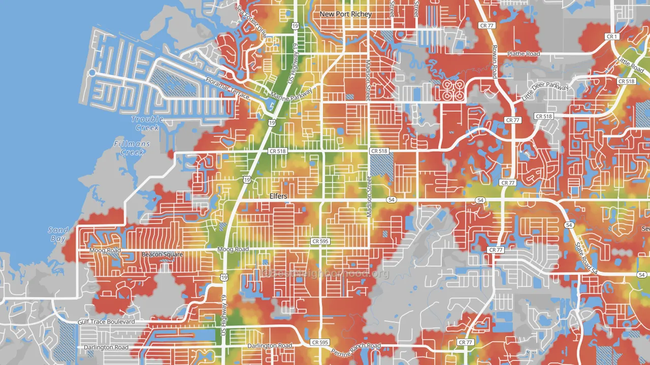 Walk Grade map of Elfers, FL, walkable areas in green and car-dependent areas in red