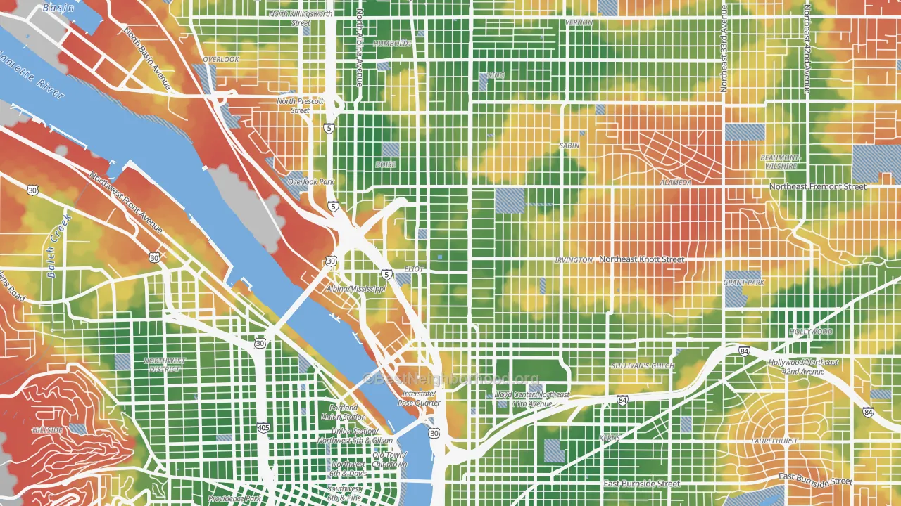 Walk Grade map of Eliot, Portland, OR, walkable areas in green and car-dependent areas in red