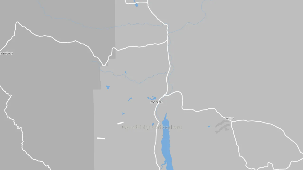 Walk Grade map of Elk Creek, CA, walkable areas in green and car-dependent areas in red
