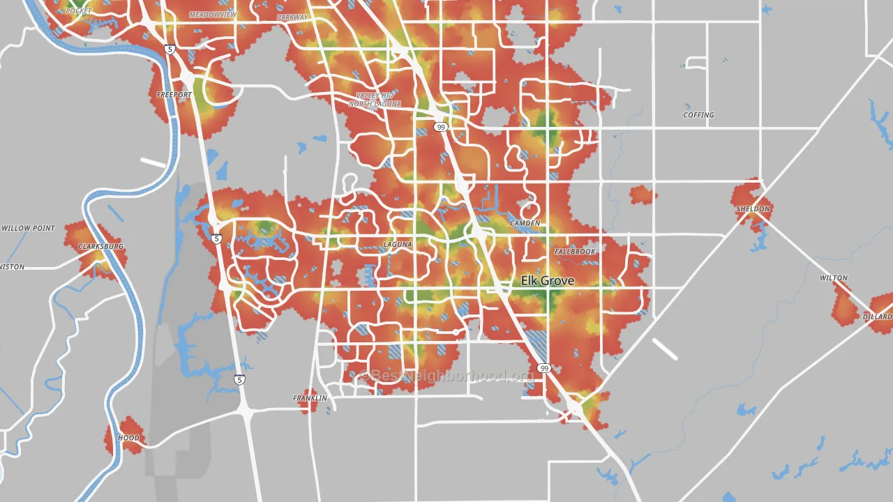 Walk Grade map of Elk Grove, CA, walkable areas in green and car-dependent areas in red