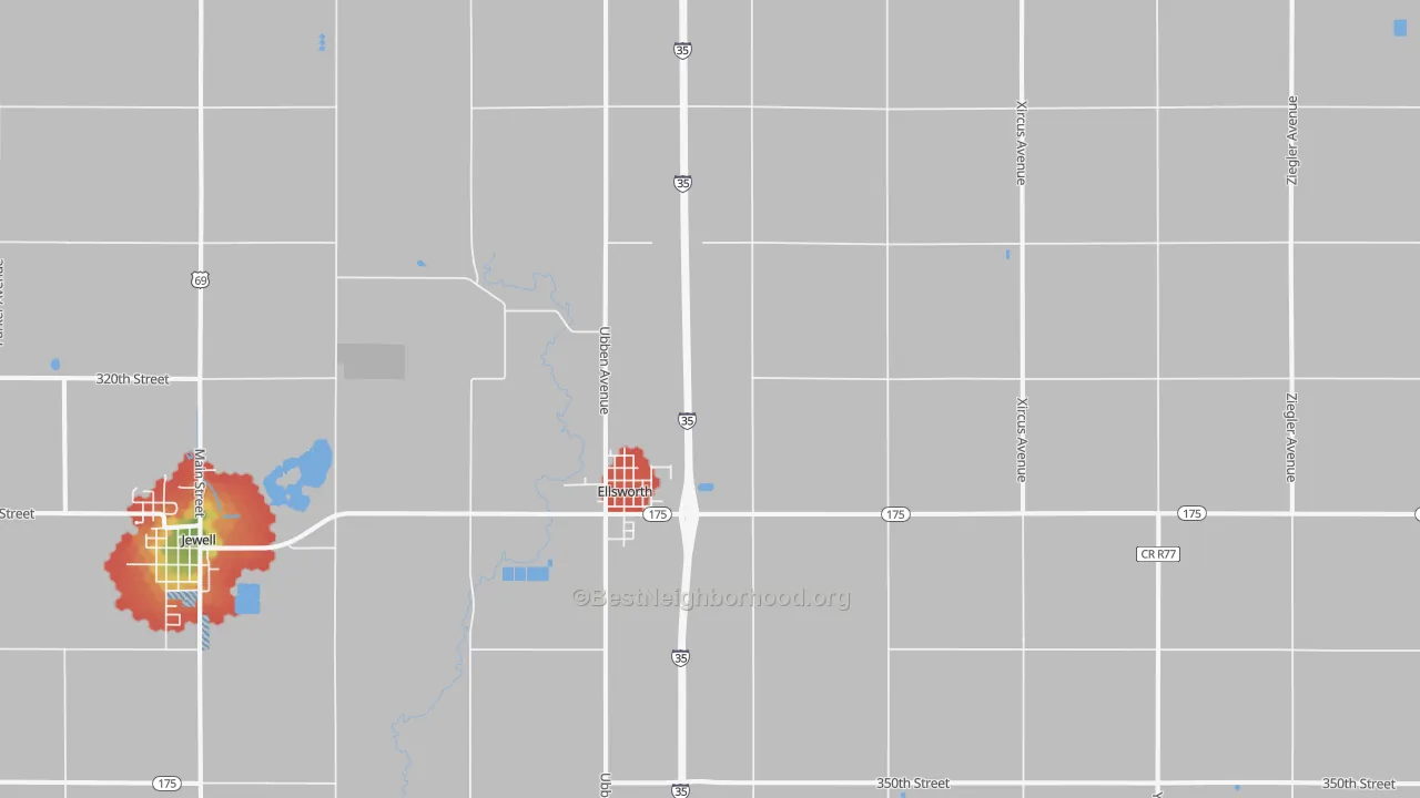 Walk Grade map of Ellsworth, IA, walkable areas in green and car-dependent areas in red