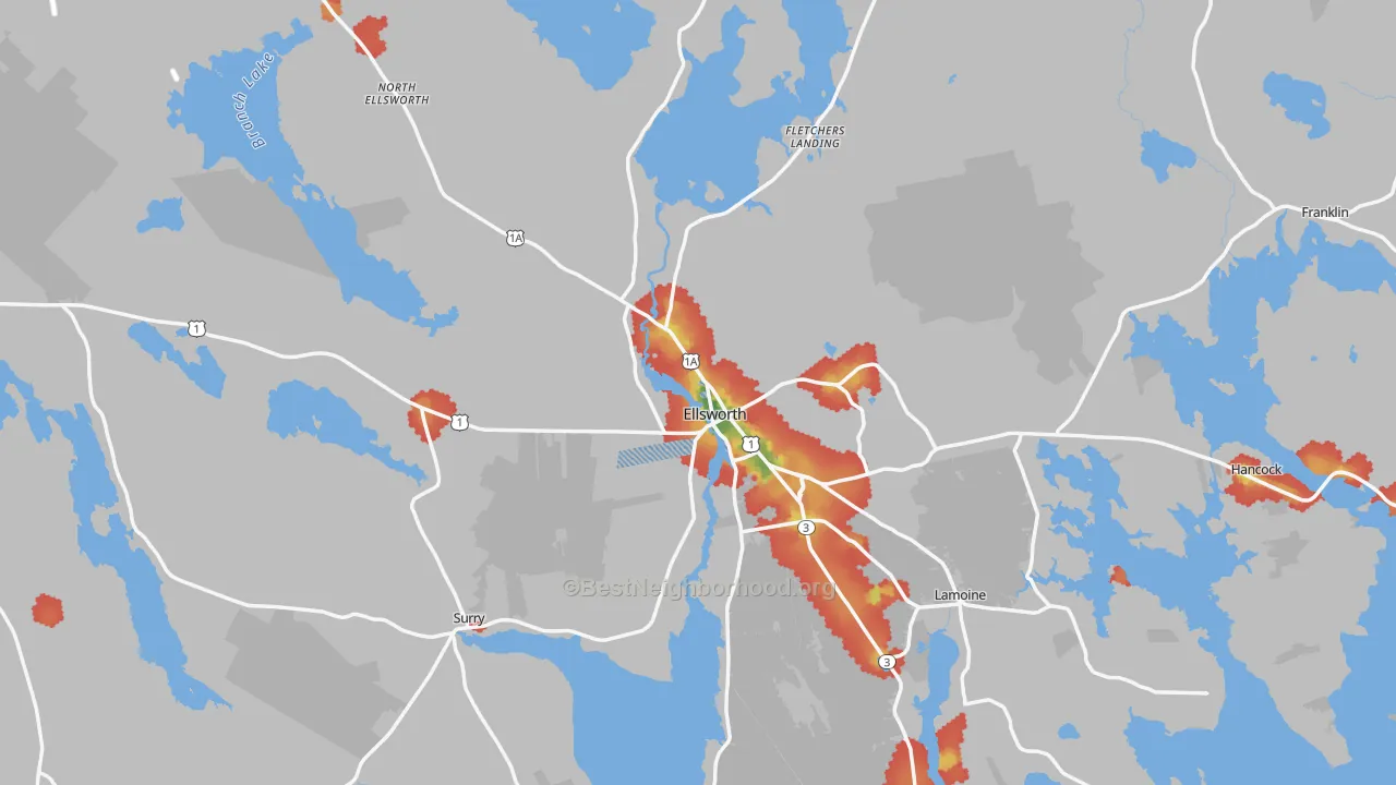 Walk Grade map of Ellsworth, ME, walkable areas in green and car-dependent areas in red