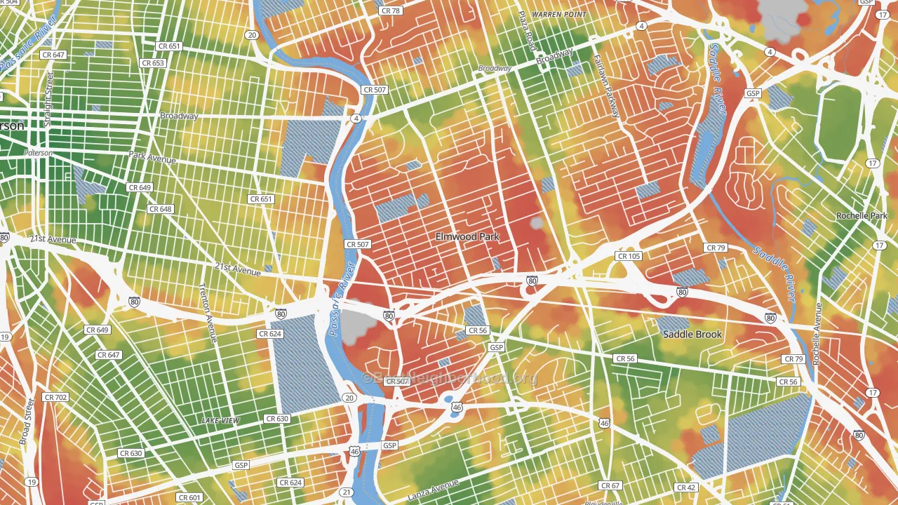 Walk Grade map of Elmwood Park, NJ, walkable areas in green and car-dependent areas in red