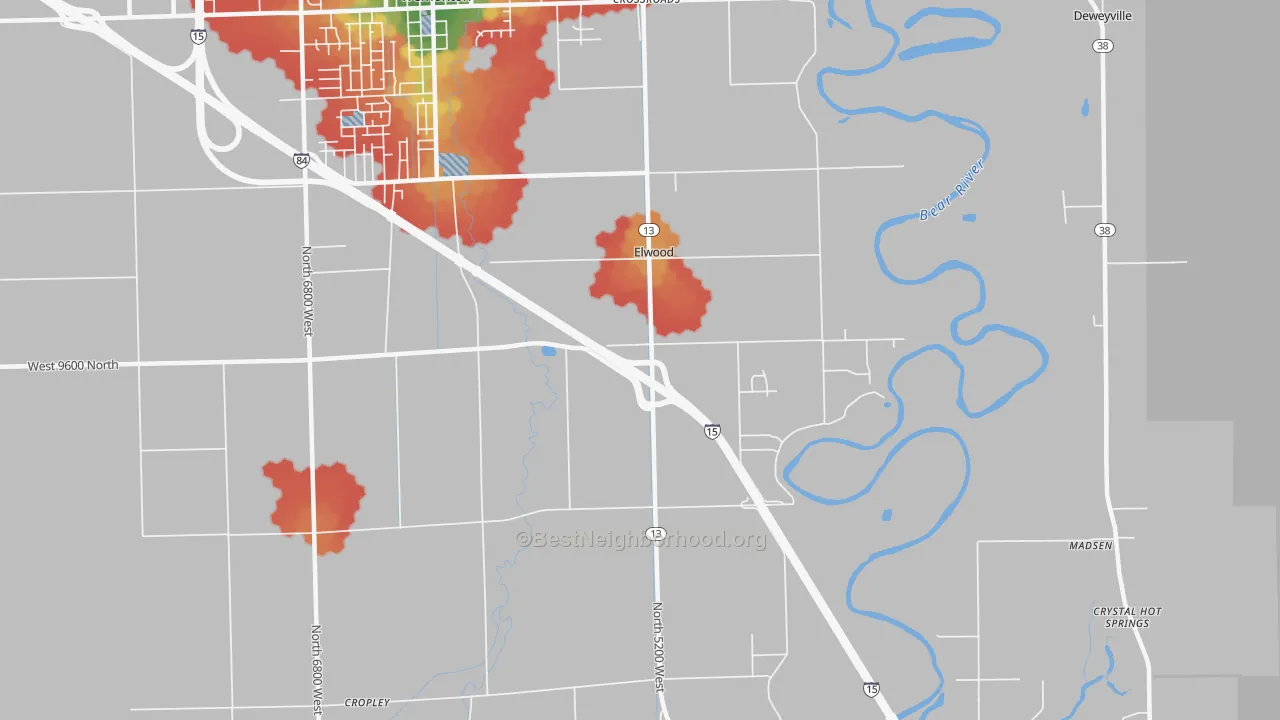 Walk Grade map of Elwood, UT, walkable areas in green and car-dependent areas in red