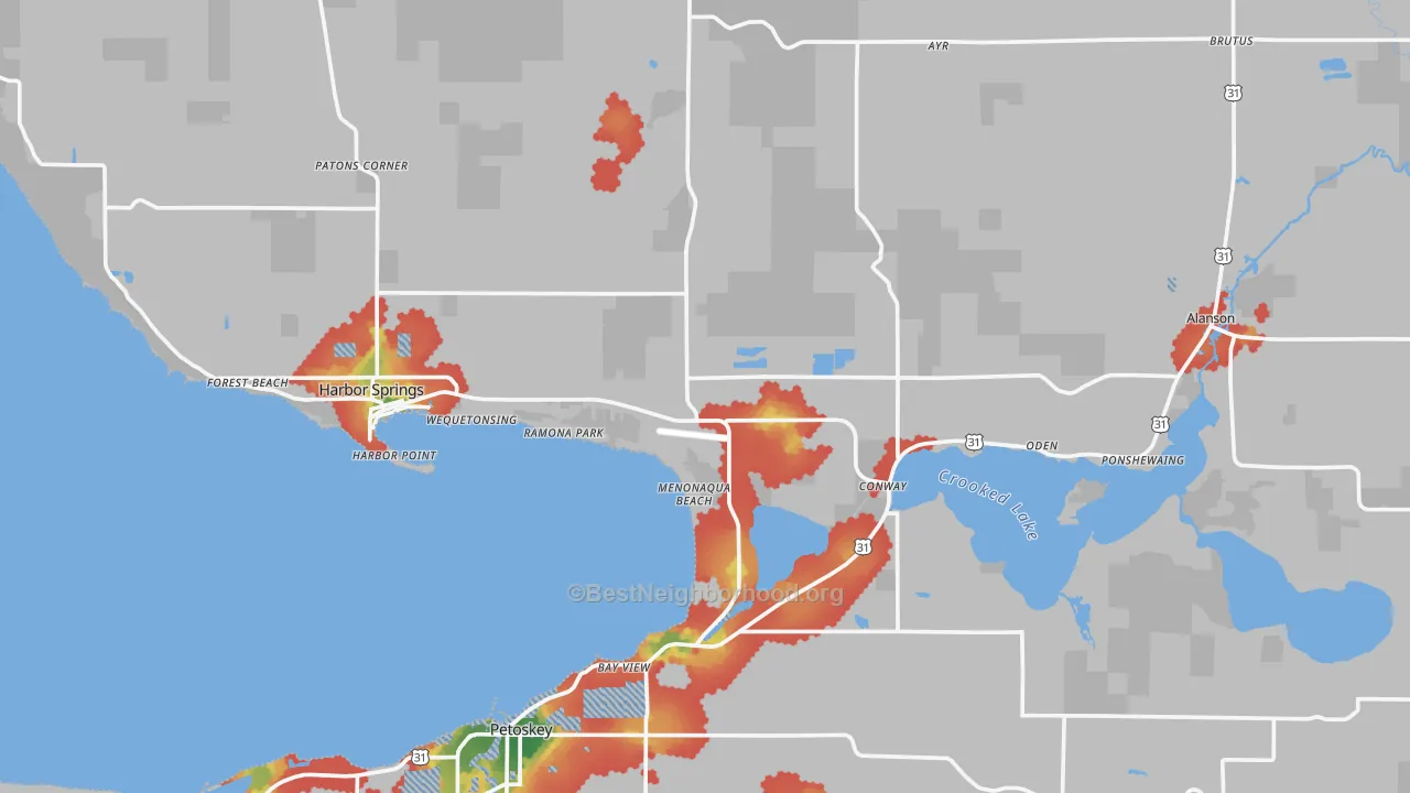 Walk Grade map of Emmet County, MI, walkable areas in green and car-dependent areas in red
