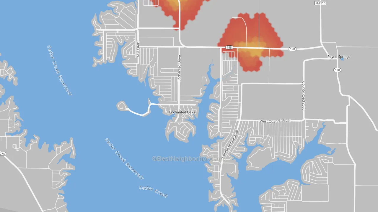 Walk Grade map of Enchanted Oaks, TX, walkable areas in green and car-dependent areas in red