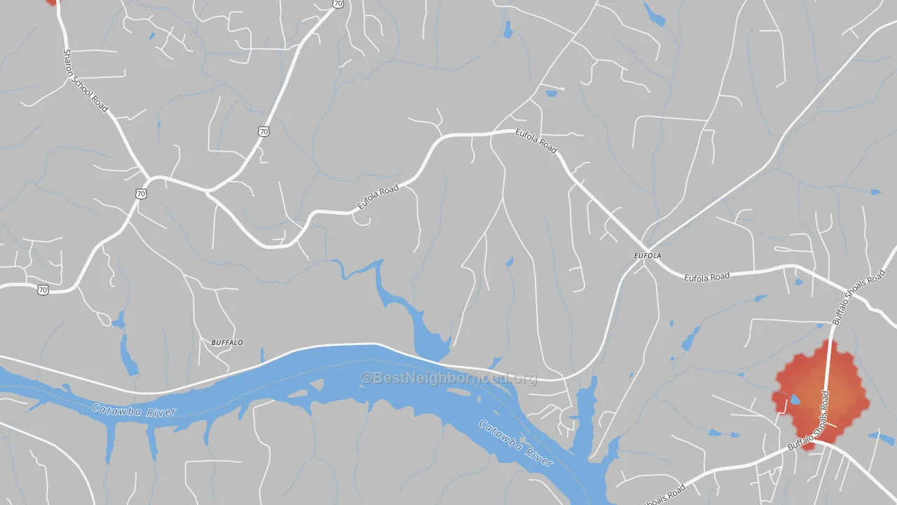 Walk Grade map of Eufola, NC, walkable areas in green and car-dependent areas in red