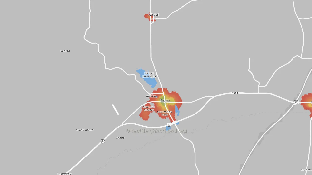 Walk Grade map of Eupora, MS, walkable areas in green and car-dependent areas in red
