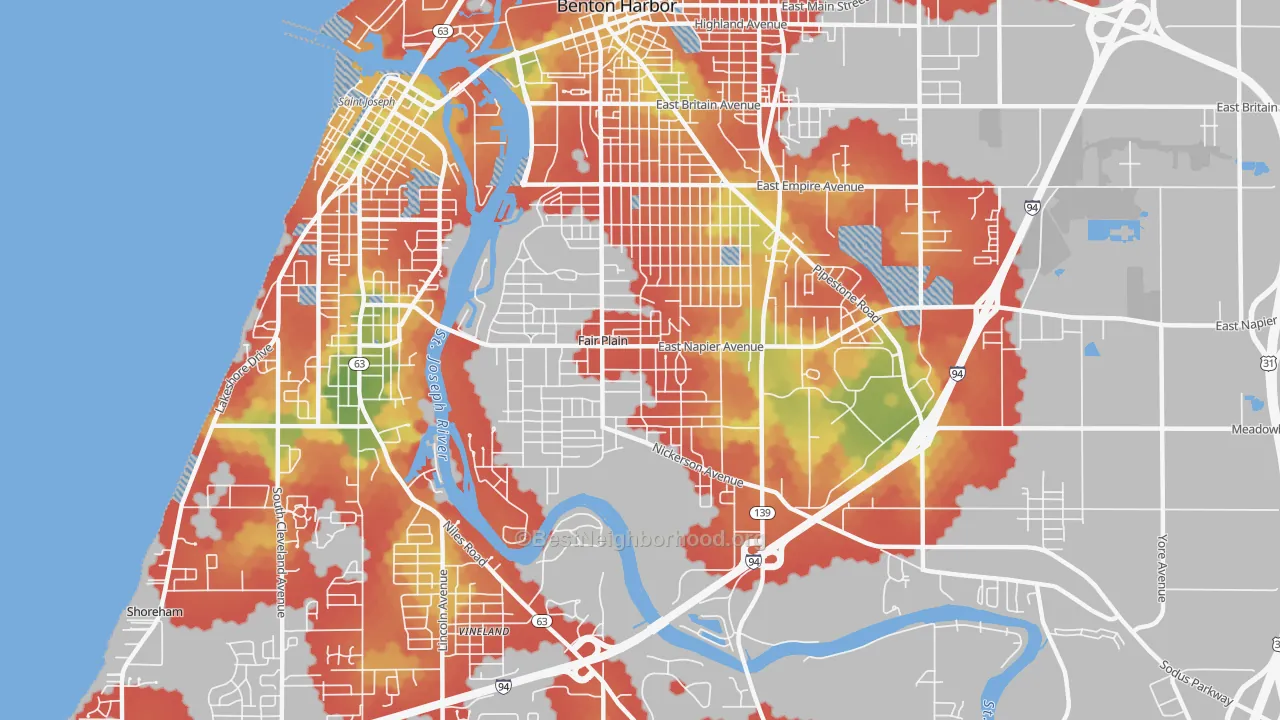 Walk Grade map of Fair Plain, MI, walkable areas in green and car-dependent areas in red